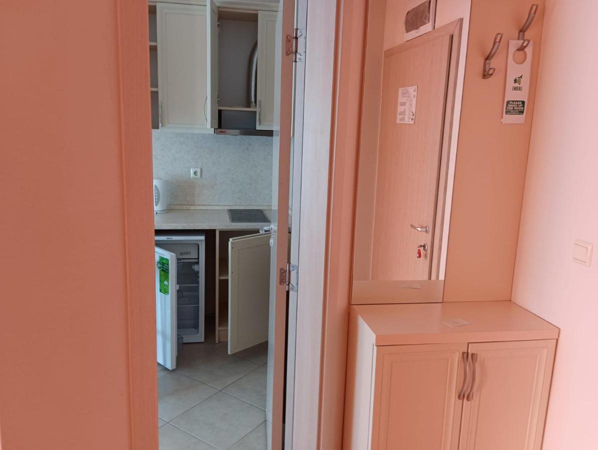 Excellent Apartment In Emberli Aparthotel. Lozenets Dış mekan fotoğraf